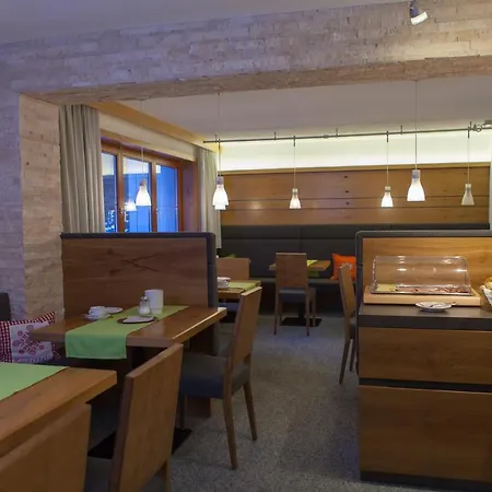 Πανσιόν Waldner 3*